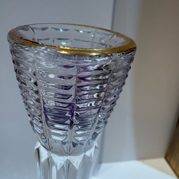 Vintage Lavender Pressed Glass Candlesticks 🌹 Set of 2 - Picture 4 of 7